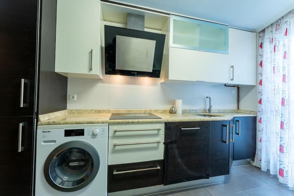 Apartamento En El Corazon De La Ciudad Con Parking Сантандер Экстерьер фото