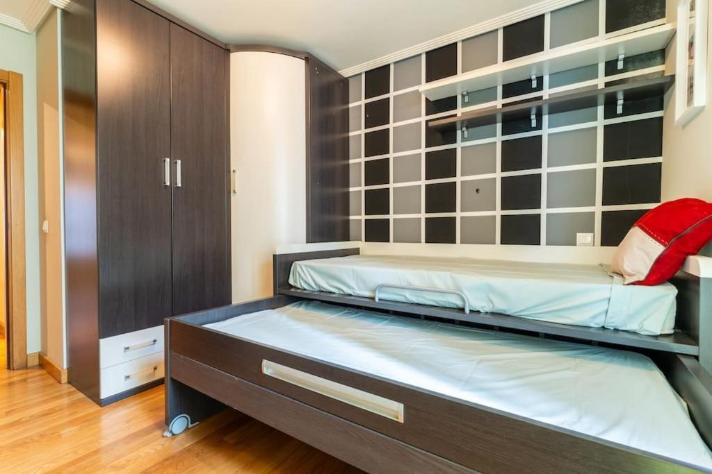 Apartamento En El Corazon De La Ciudad Con Parking Сантандер Экстерьер фото