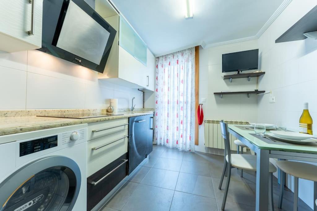 Apartamento En El Corazon De La Ciudad Con Parking Сантандер Экстерьер фото